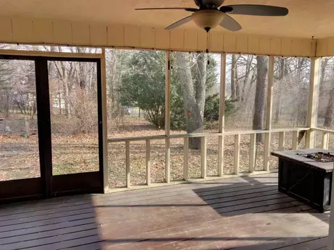 12461 Chuckanut Dr, Roscoe, IL 61073 photo 17