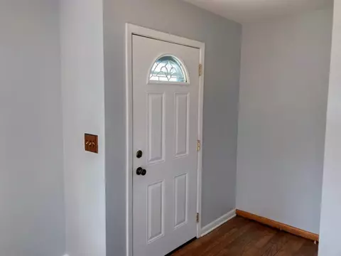 12461 Chuckanut Dr, Roscoe, IL 61073 photo 2