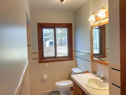 12461 Chuckanut Dr, Roscoe, IL 61073 photo 15