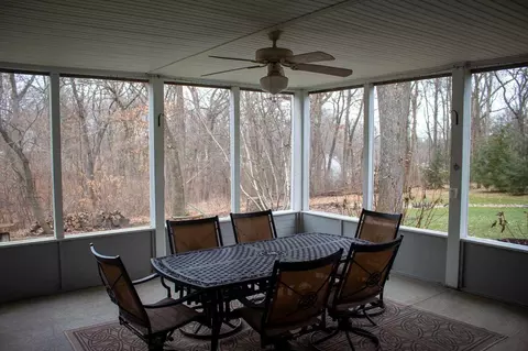679 Dover Ct, Davis, IL 61019 photo 22