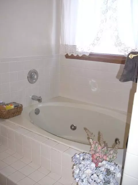 9636 Rambouillet Rdg, Roscoe, IL 61073 photo 13