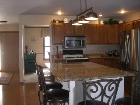9636 Rambouillet Rdg, Roscoe, IL 61073 photo 3