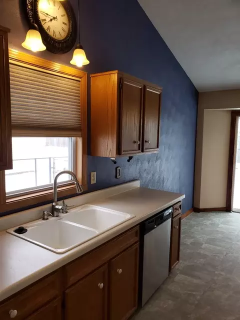773 Brookview Dr, Byron, IL 61010 photo 11