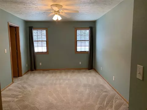 4042 E Mockingbird, Byron, IL 61010 photo 10