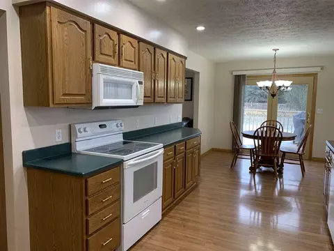 4042 E Mockingbird, Byron, IL 61010 photo 2