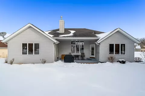 5933 Cartwright Ct, Roscoe, IL 61073 photo 24