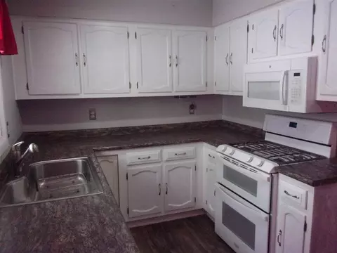 12168 Bend River Rd, Roscoe, IL 61073 photo 5