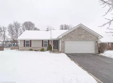 11209 Downing Ln, Roscoe, IL 61073 photo 1