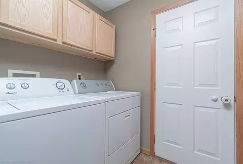 11209 Downing Ln, Roscoe, IL 61073 photo 9
