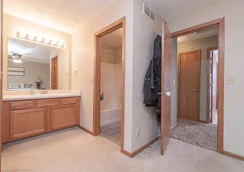 11209 Downing Ln, Roscoe, IL 61073 photo 17