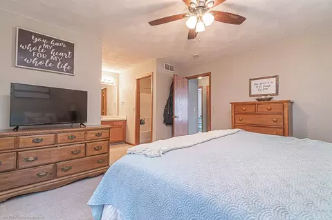 11209 Downing Ln, Roscoe, IL 61073 photo 16