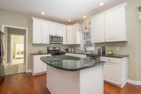 8236 Killarney Aire Rd, Roscoe, IL 61073 photo 8