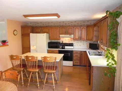 98 Newport Rd, Lake Summerset, IL 61019 photo 6