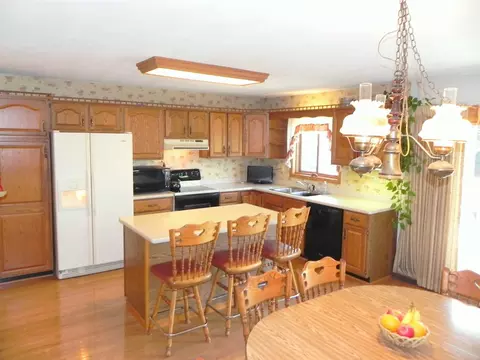 98 Newport Rd, Lake Summerset, IL 61019 photo 9