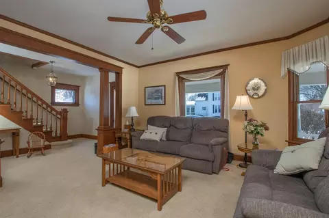 302 E 4th St, Pecatonica, IL 61063 photo 8