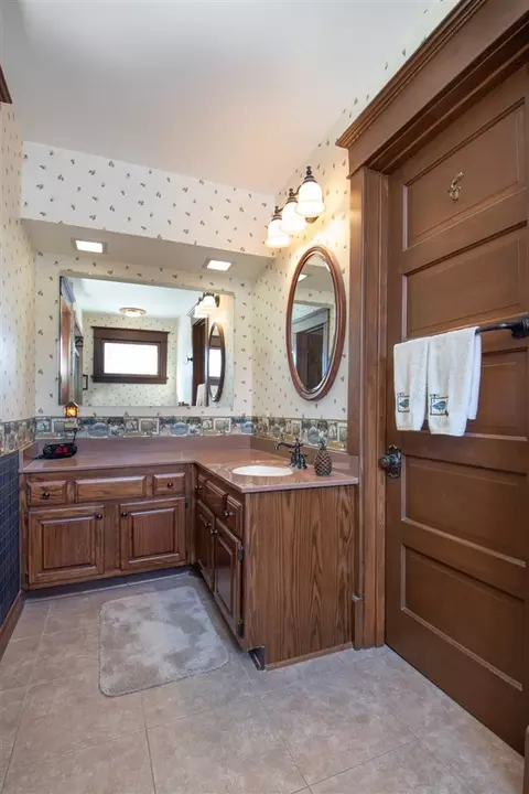 302 E 4th St, Pecatonica, IL 61063 photo 14