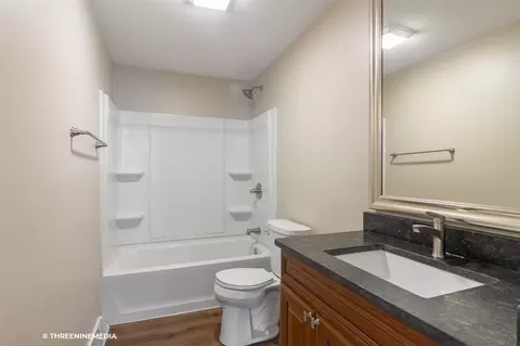 26 W 36th St, Steger, IL 60475 photo 9