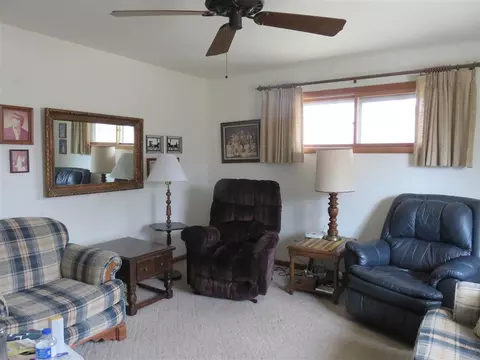 70 Smith Ln, South Beloit, IL 61080 photo 3