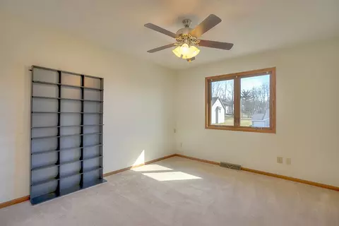3291 Hoffman Ct, Cherry Valley, IL 61016 photo 20