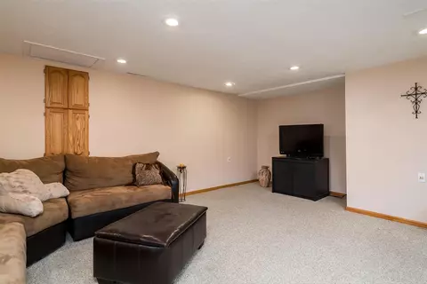 10101 Tybow Trl, Roscoe, IL 61073 photo 31