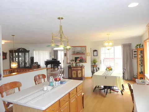 1683 Edgewood Dr, Lake Summerset, IL 61019 photo 15
