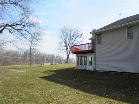 1683 Edgewood Dr, Lake Summerset, IL 61019 photo 8