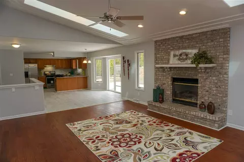7162 Rye Ridge Trl, Cherry Valley, IL 61016 photo 2