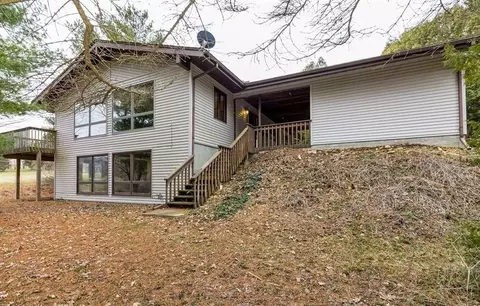 1814 Beacon Hill Ct, Davis, IL 61019 photo 2