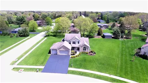 12119 Floyd Dr, Roscoe, IL 61073 photo 2