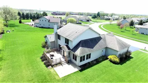 12119 Floyd Dr, Roscoe, IL 61073 photo 4