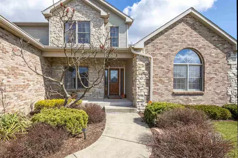 12119 Floyd Dr, Roscoe, IL 61073 photo 3