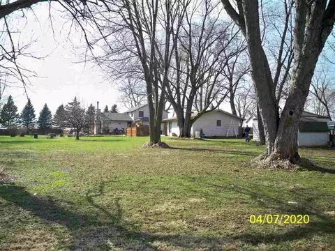 9873 Old River Rd, Roscoe, IL 61073 photo 11
