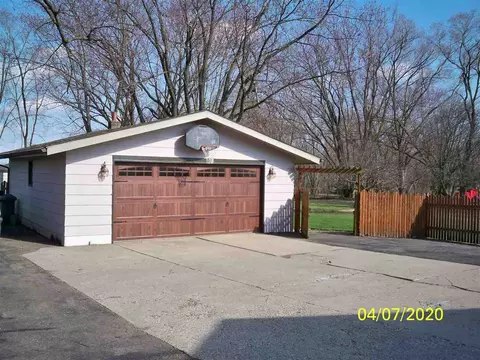 9873 Old River Rd, Roscoe, IL 61073 photo 8