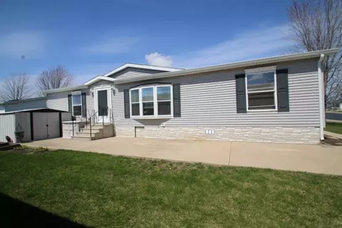 2247 Iris Ave, Belvidere, IL 61008 photo 3
