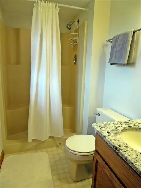 15958 E Lu Ann Ln, Davis Junction, IL 61020 photo 23