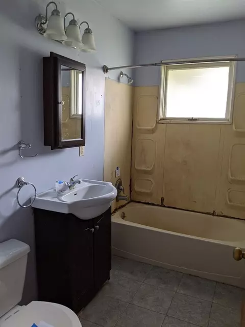 310 E Grove St, Capron, IL 61012 photo 10