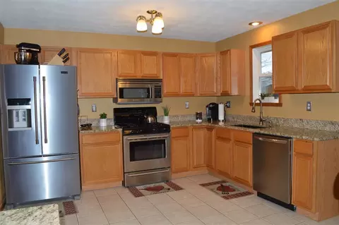 1705 Lorimar Dr, Durand, IL 61024 photo 4