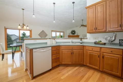 9845 Prairie Willow Pl, Roscoe, IL 61073 photo 13