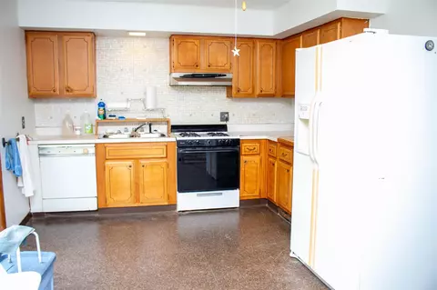 8344 Elevator Rd, Roscoe, IL 61073 photo 4