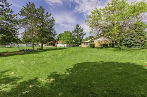 10483 Geneva Dr, Roscoe, IL 61073 photo 34
