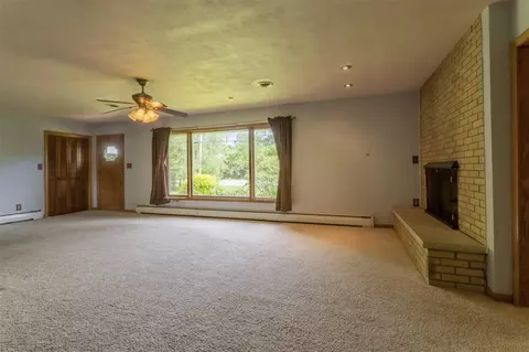 10483 Geneva Dr, Roscoe, IL 61073 photo 8