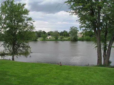 215 E River St, Rockton, IL 61072 photo 28