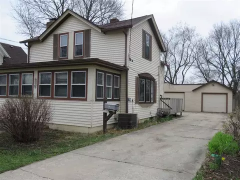 216 E Main St, Rockton, IL 61072 photo 2