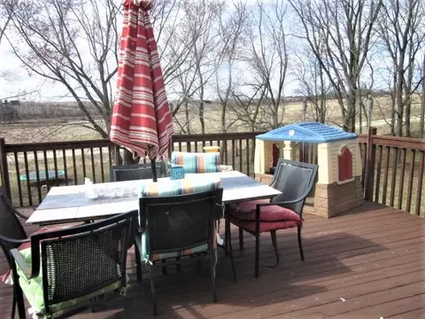 304 Forestcliff Ct, Lake Summerset, IL 61019 photo 5