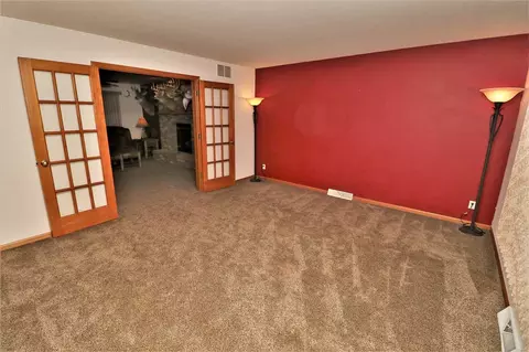 803 Mitchell Dr, Winnebago, IL 61088 photo 5