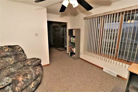 803 Mitchell Dr, Winnebago, IL 61088 photo 4