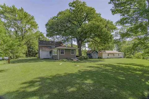 9639 River Rd, Ridott, IL 61067 photo 26