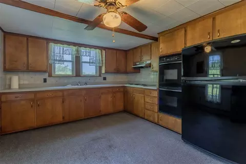9639 River Rd, Ridott, IL 61067 photo 8