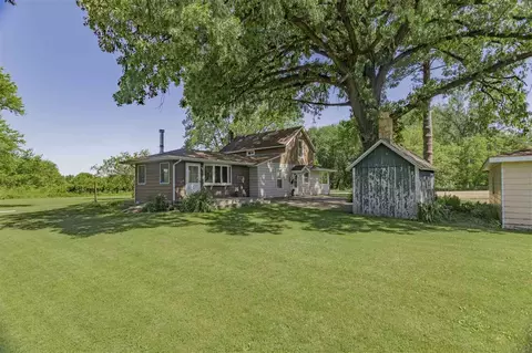 9639 River Rd, Ridott, IL 61067 photo 25