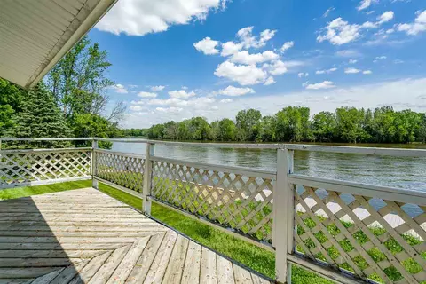 11109 Edgemere Ter, Roscoe, IL 61073 photo 9
